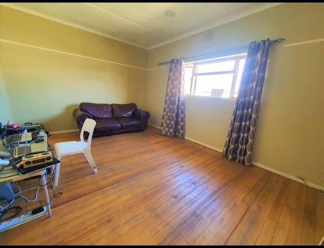 3 BEDROOM HOUSE FOR SALE IN RICHMOND ESTATE